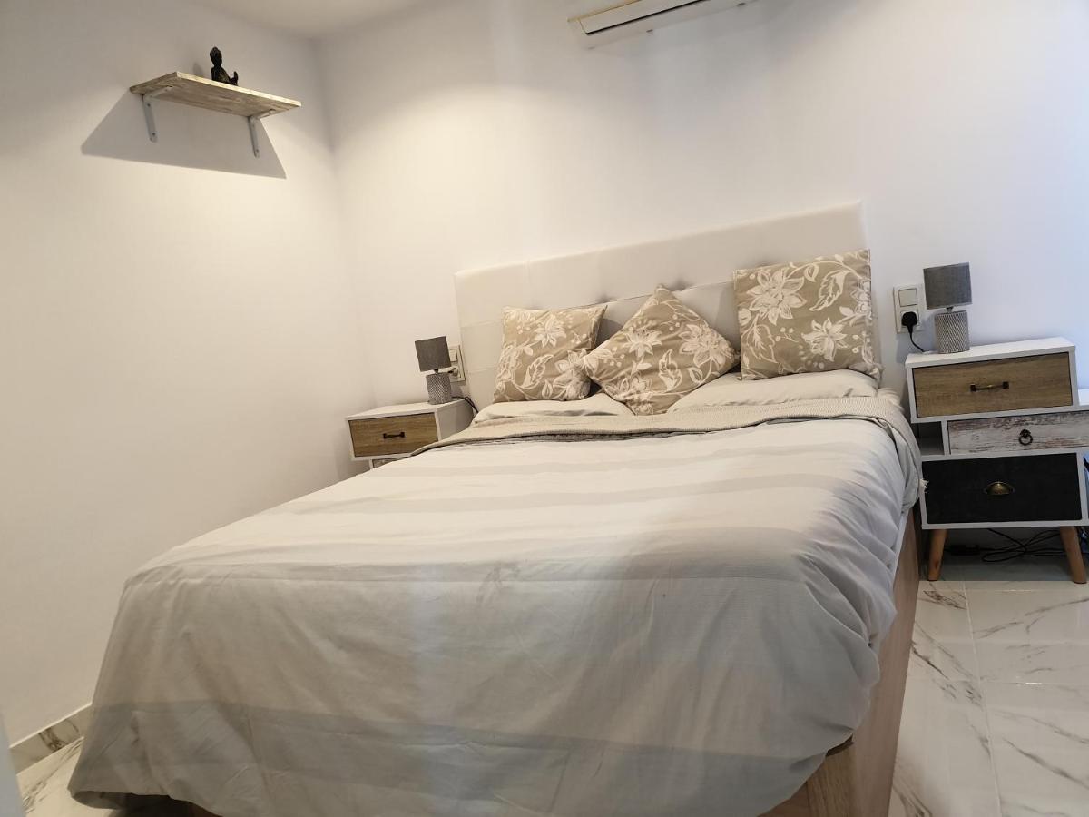 Beachside Apartment In Torrevieja Kültér fotó